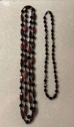 赤色と黒色のビーズネックレスセット ヴィンテージ