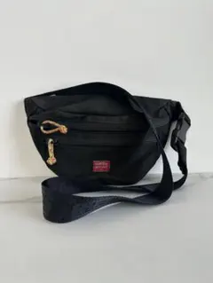 Item thumbnail for item e2e8a6c5-83a3-4747-b3c4-b1e99a499b40