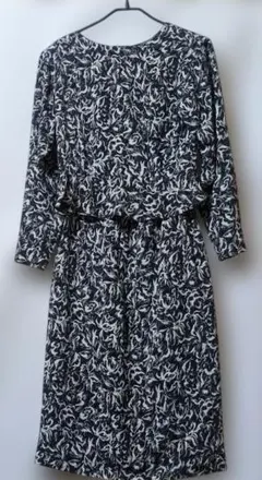 ワンピース見えスーツ　レディース　レトロ