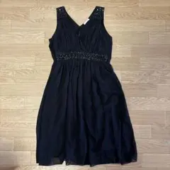 ブラックシフォンVネックドレス