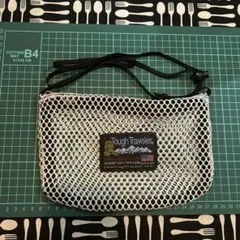 Tough Traveler メッシュサコッシュ