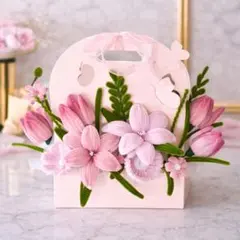 モールフラワーピンクギフトボックス蝶々