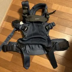 BABYBJÖRN 抱っこ紐 ネイビー メッシュ
