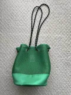 niko and... メッシュ生地　グリーン　巾着バッグ 軽量