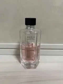GUCCI FLORA GORGEOUS GARDENIA 香水のサムネイル