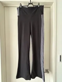 NIKE ストレッチフレアパンツ ヨガパンツ Mサイズ