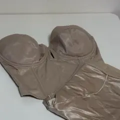 the treat dressing ビスチェ　F80