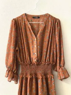 wcloset ワンピース　フラワー　花柄　ブラウン　オレンジ　ウエストゴム