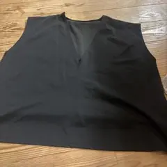 黒 Vネック ベスト Mサイズ
