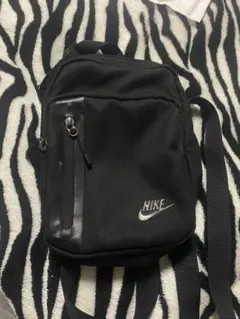 Nike 黒 ショルダーバッグ