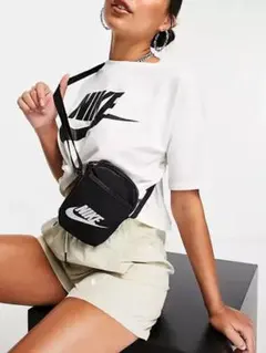 NIKE HERITAGE SMALL BLACK/BLACK/WHITE