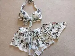 レベッカテイラー　水着