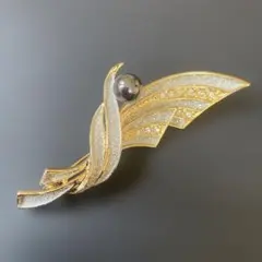 昭和レトロヴィンテージブローチ