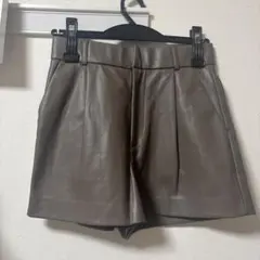 ブラウン ショートパンツ