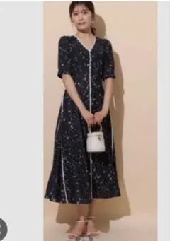 1回着用　アプワイザーリッシェ　配色ライン　レディワンピース　SS　0