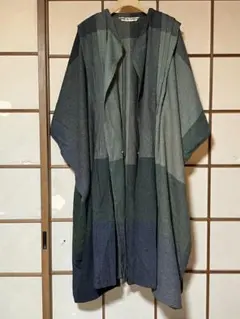 《COMME des GARÇONS》『アーカイブ 大判ポンチョ / ケープ』のサムネイル