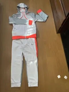 Nike ジャージ上下セット グレー・オレンジ