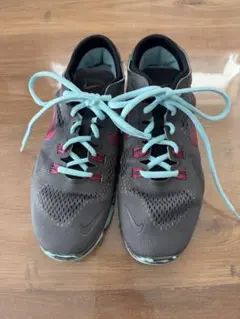 Nike Free 5.0 グレー/ピンク スニーカー