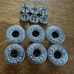 Item thumbnail for item 35652f82-cf41-4dbf-918c-562d085faa6c