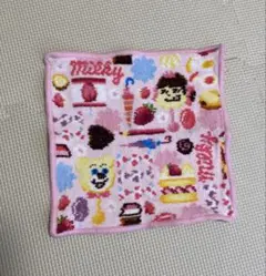 ラブラリー バイ フェイラー　不二家ペコちゃん コラボハンカチのサムネイル