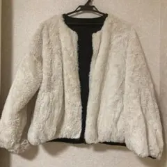 ホワイト ブルゾン