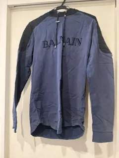 BALMAIN × H&M ネイビー フード付きパーカーのサムネイル
