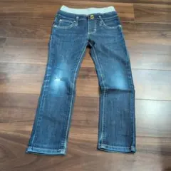 Item thumbnail for item f7f7c45a-10c7-4364-8ae7-f522b5c7d8bf