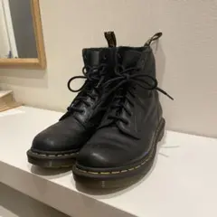 Dr. Martens ブラック ハイカットブーツ