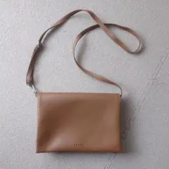 CLANE ショルダーバッグ ブラウンのサムネイル