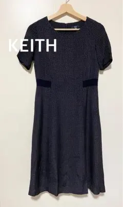 KEITH キース　半袖ワンピース ロングワンピース　総柄 ネイビー　38のサムネイル
