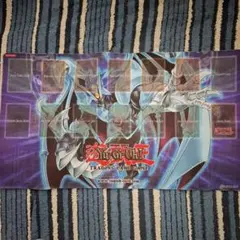 即購入OK 遊戯王 トリシューラ プレイマット 北米 WCQ 2011 - メルカリ
