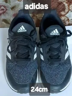 adidas 　ブラック系　 スニーカー 　24cm