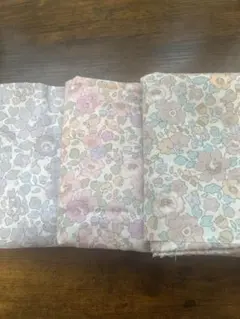 リバティ ハギレ　20✖️20 3枚セット