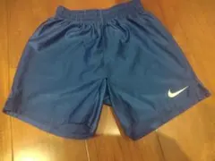 Nike ネイビー ハーフパンツ XS　120 130