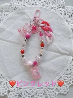 クマさんモチーフ　携帯ストラップ キーホルダー　チャーム　【ピンクレッド】