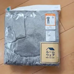 西松屋　140㌢ 裏起毛長袖ルームウェア