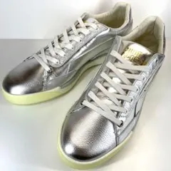 ALEXANDER McQUEEN × PUMAのサムネイル