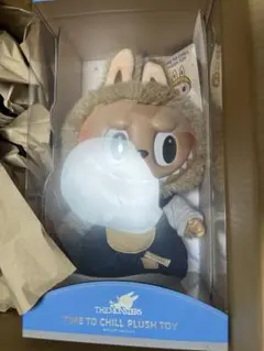 LABUBU Time to Chill ぬいぐるみ