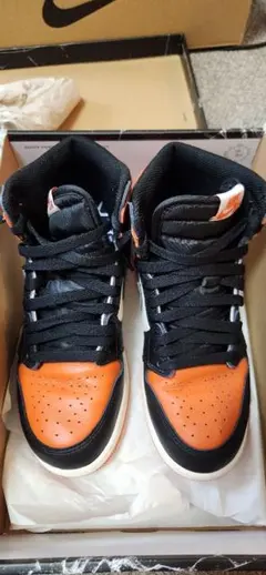 Nike Air Jordan 1 ハイカットスニーカー