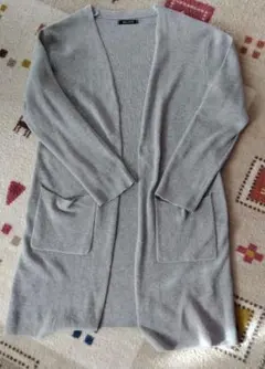 グレーのアクリルカーディガン Fサイズ