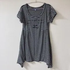 【バーバリーブルーレーベル】ワンピース ひざ丈 半袖 フレア 日本製 ボーダーのサムネイル