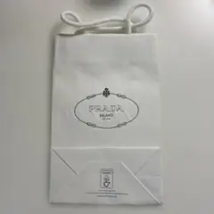 PRADA ホワイトショップ袋