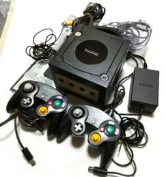 ゲームキューブ本体 コントローラー2個 メモリーカード 付属品多数