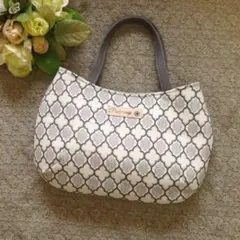 Item thumbnail for item f106c445-795c-4e1e-b928-77da1de92728