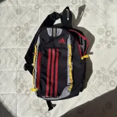 アディダス　ボディバッグ