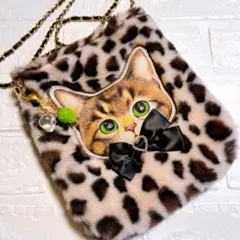 ★コヤンイサムチョン★サンダーちゃんふわふわサコッシュいちごチャーム付き