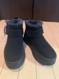 ファー付き ブラック ムートンブーツ