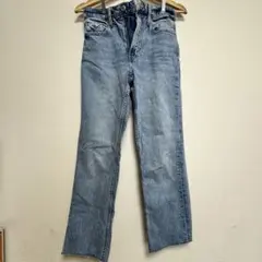 H&M カットオフ ストレートデニム パンツ