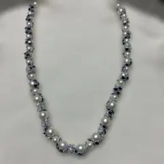 パールと金属装飾ネックレス 黒リボン付き