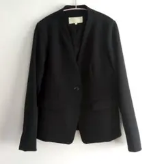 【美品】groveブラックパンツスーツ上下セットのサムネイル